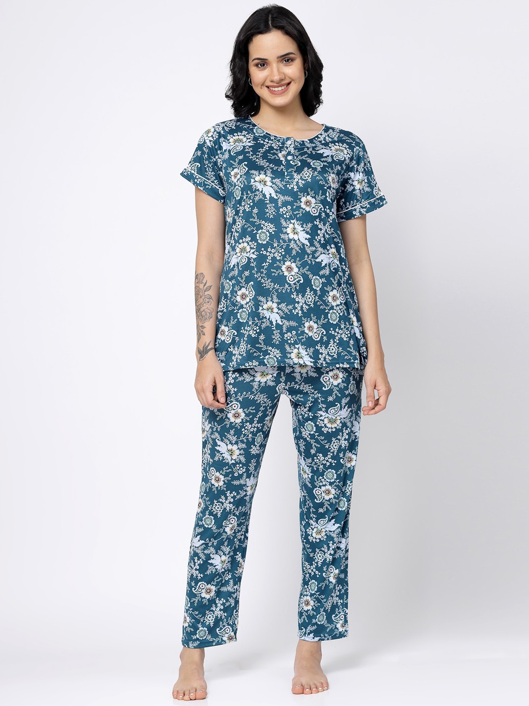 

SHYAM SONS FLAIR Floral Printed Pure Cotton Night suit, Blue