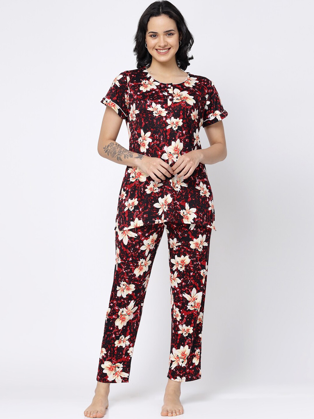 

SHYAM SONS FLAIR Floral Printed Pure Cotton Night suit, Black