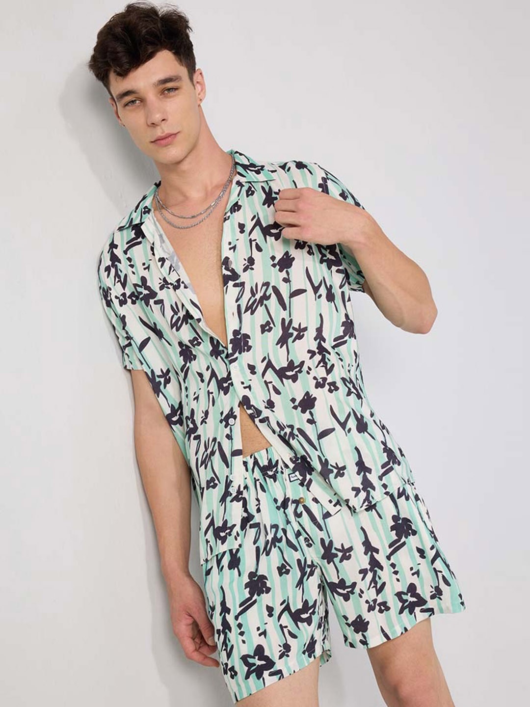 

PURPLEMANGO THE FRUIT OF FASHION Printed Slim Fit Shirt & Shots Co-Ords, Cream