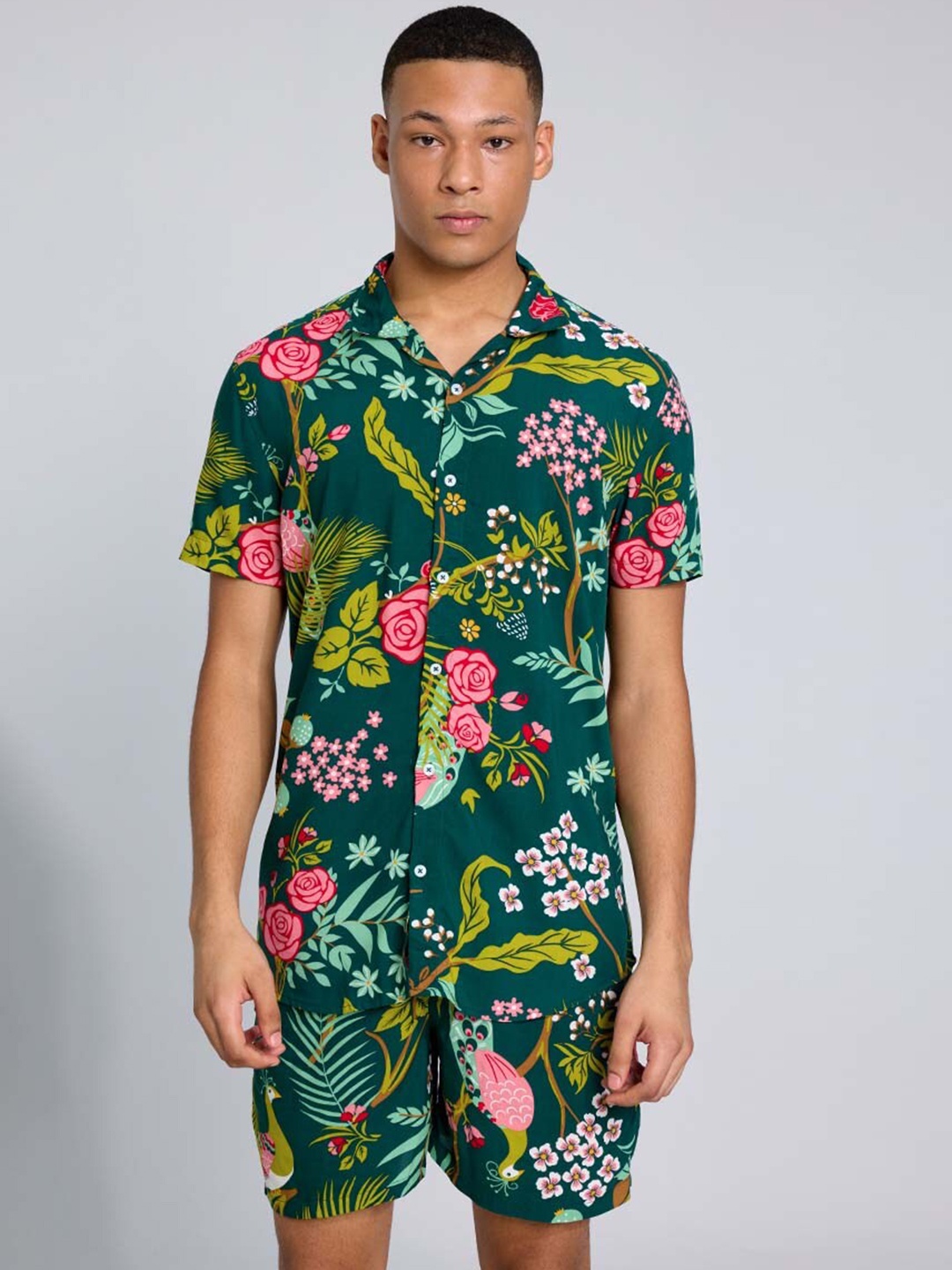 

PURPLEMANGO THE FRUIT OF FASHION Floral Printed Cotton Slim Fit Shirt & Shorts, Green