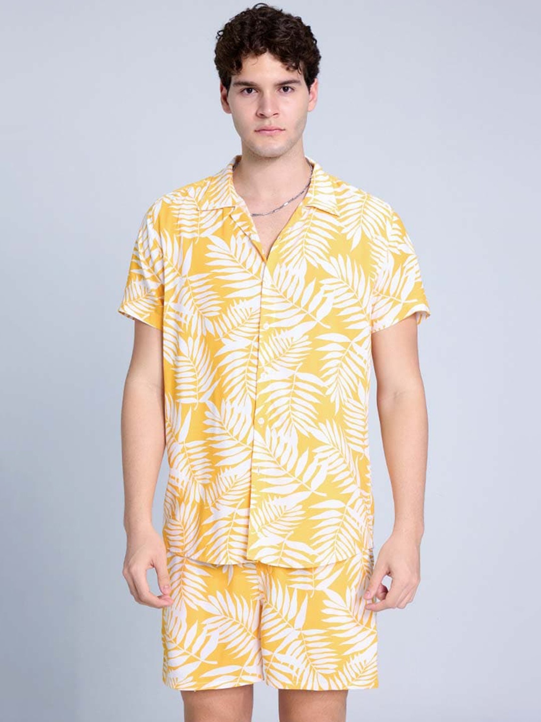 

PURPLEMANGO THE FRUIT OF FASHION Printed Pure Cotton Slim Fit Shirt & Shorts Co-Ords, Yellow