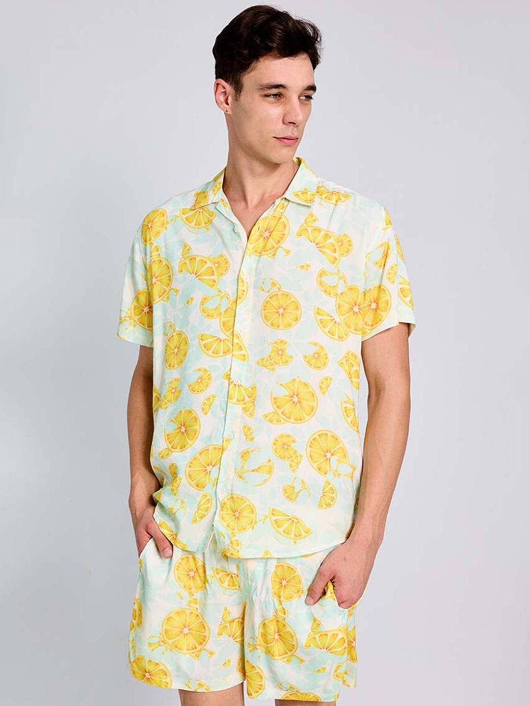 

PURPLEMANGO THE FRUIT OF FASHION Printed Pure Cotton Slim Fit Shirt & Shorts Co-Ords, Yellow