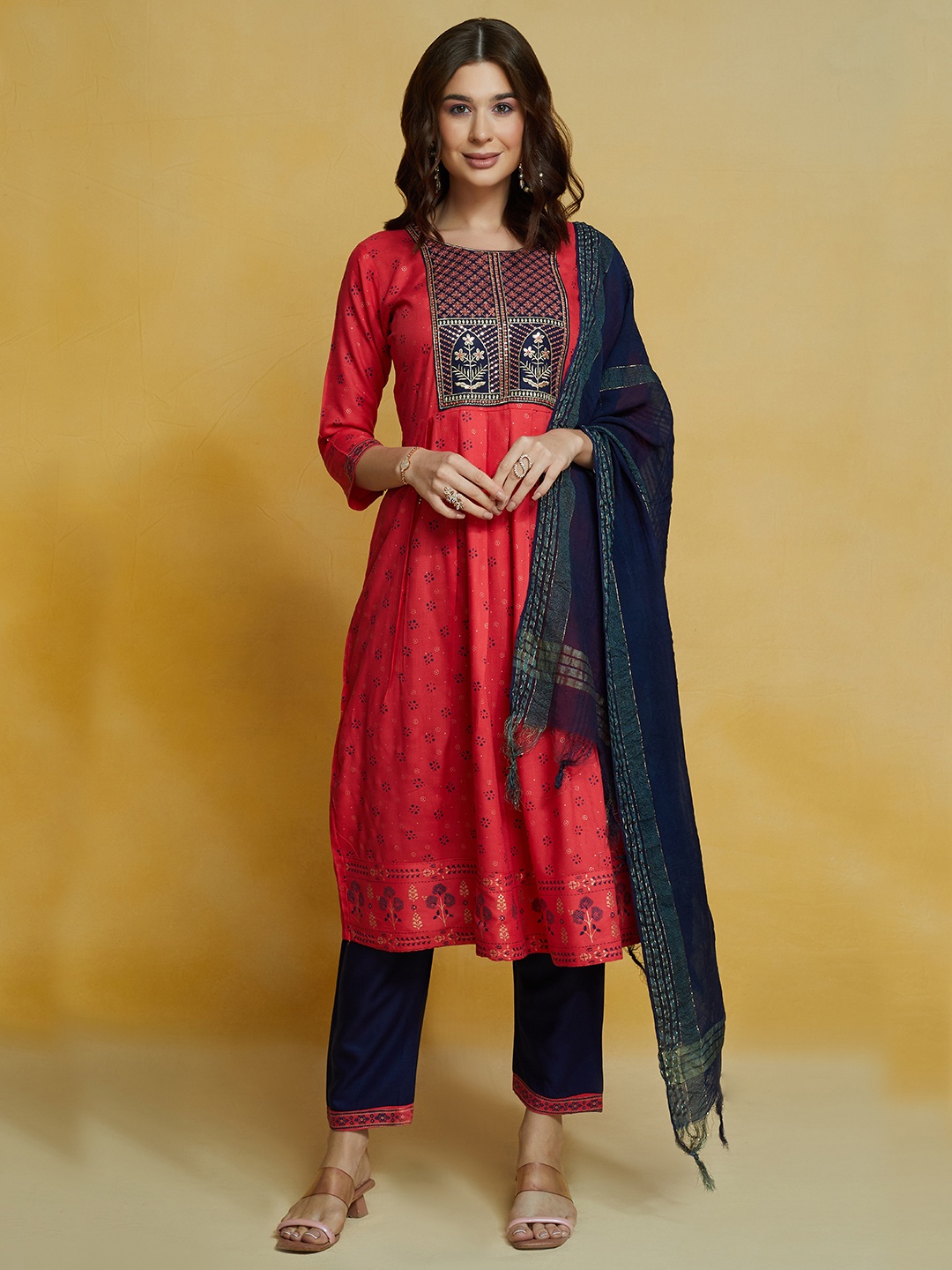 

KALINI Ethnic Motifs Printed Regular Thread Work Kurta With Trousers & Dupatta, Pink