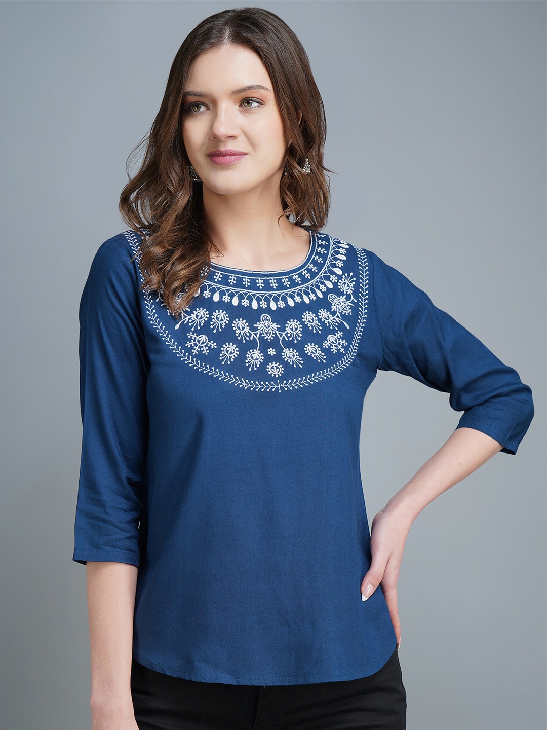 

MANKSH Round Neck Ethnic Motifs Embroidered Top, Blue