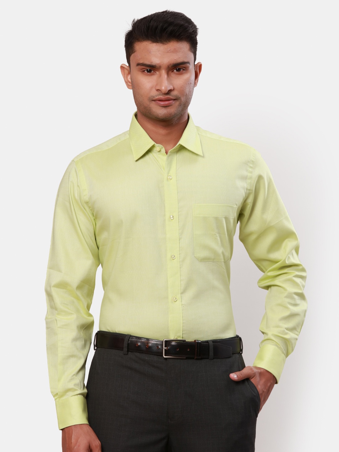 

Raymond Contemporary Fit Self Design Cutaway Collar Pure Cotton Formal Shirt, Green