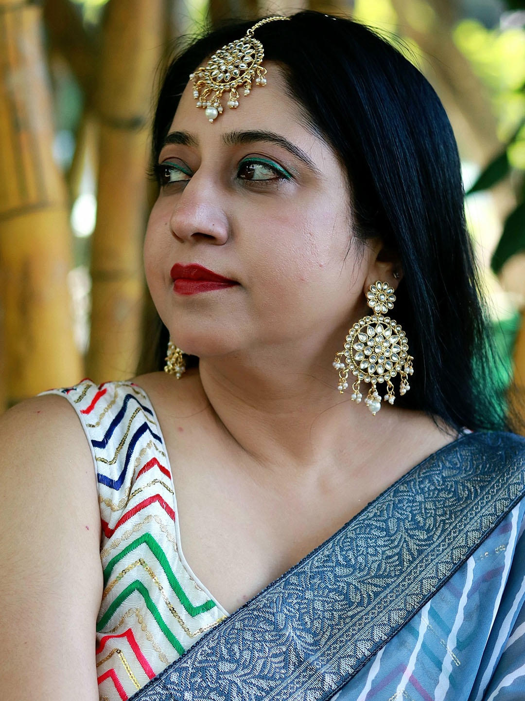 

Anouk Gold Gold-Plated Kundan Studded & Pearl Beaded Maang Tika & Earrings