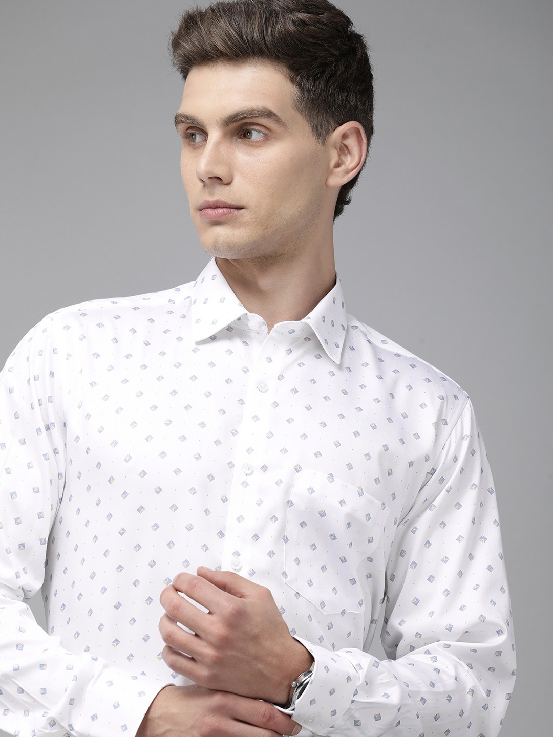 

Van Heusen Pure Cotton Custom Fit Geometric Printed Formal Shirt, White