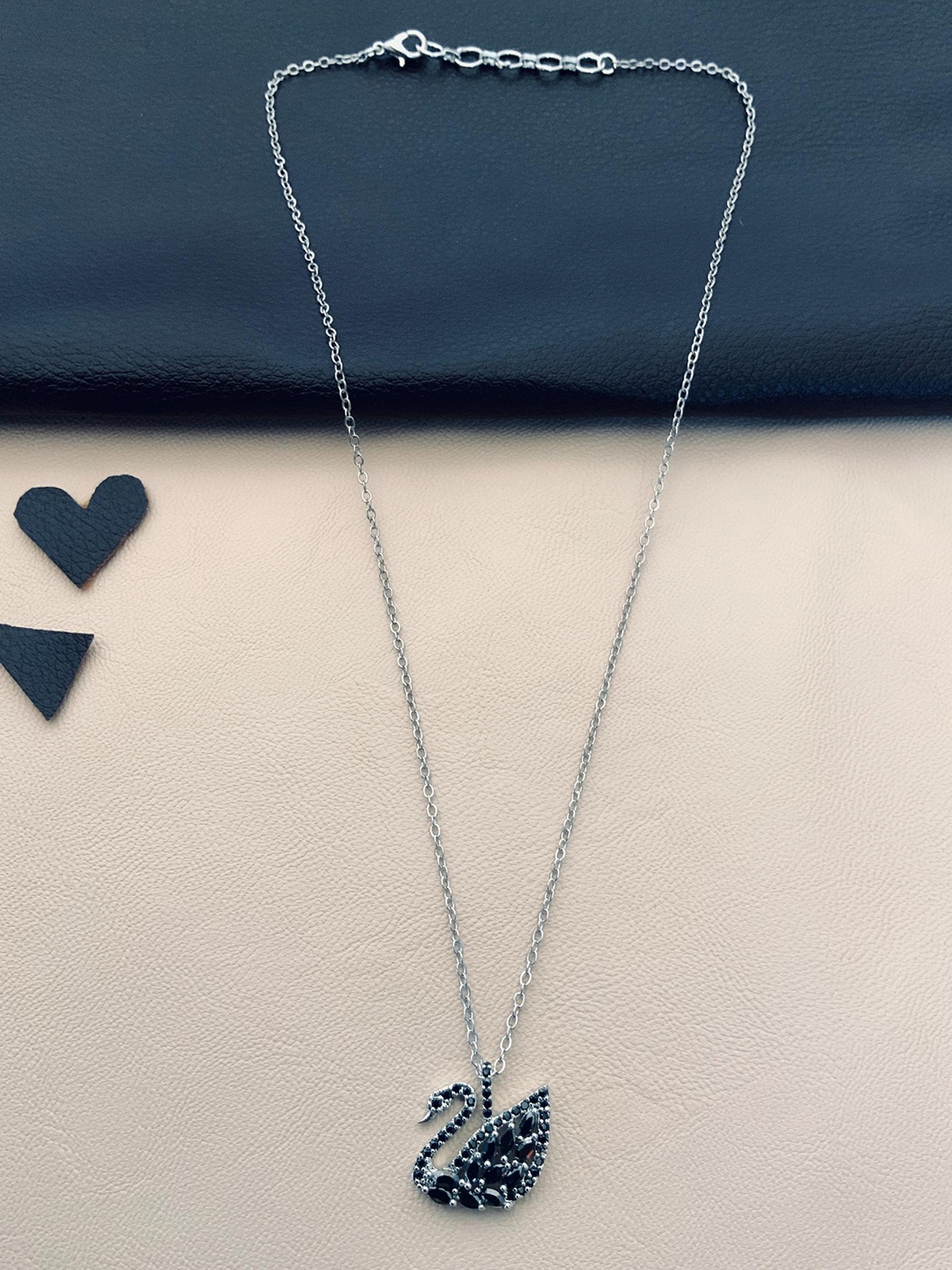 

ABDESIGNS Silver-Plated Chain With Pendant