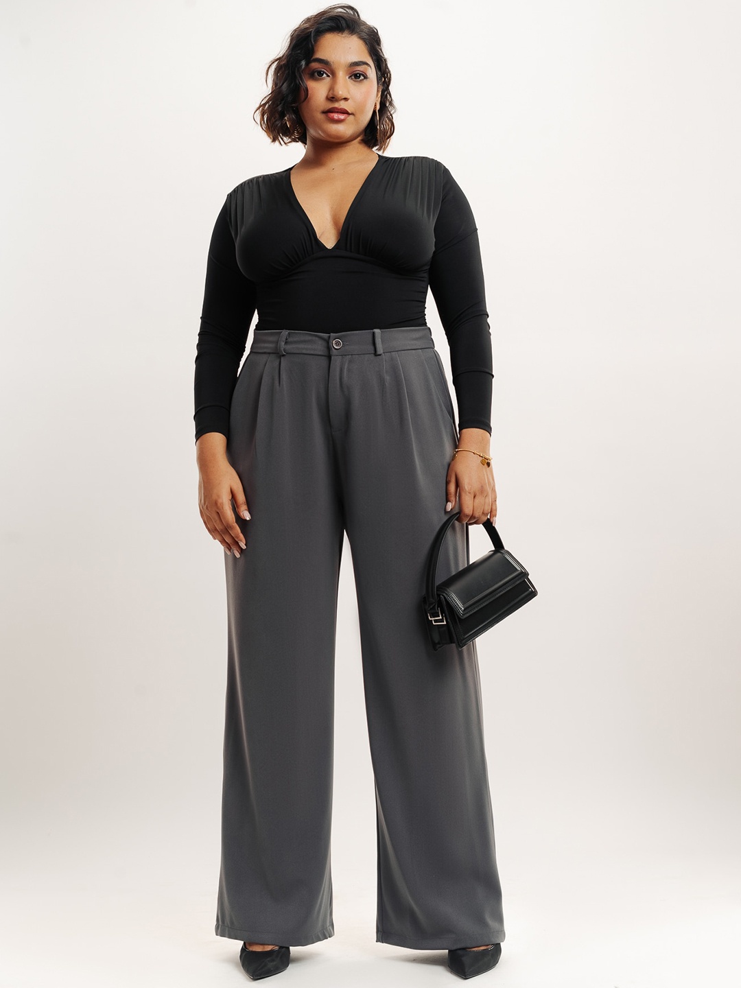 

FREAKINS Grey Pleated Straight Fit Curve Korean Pant