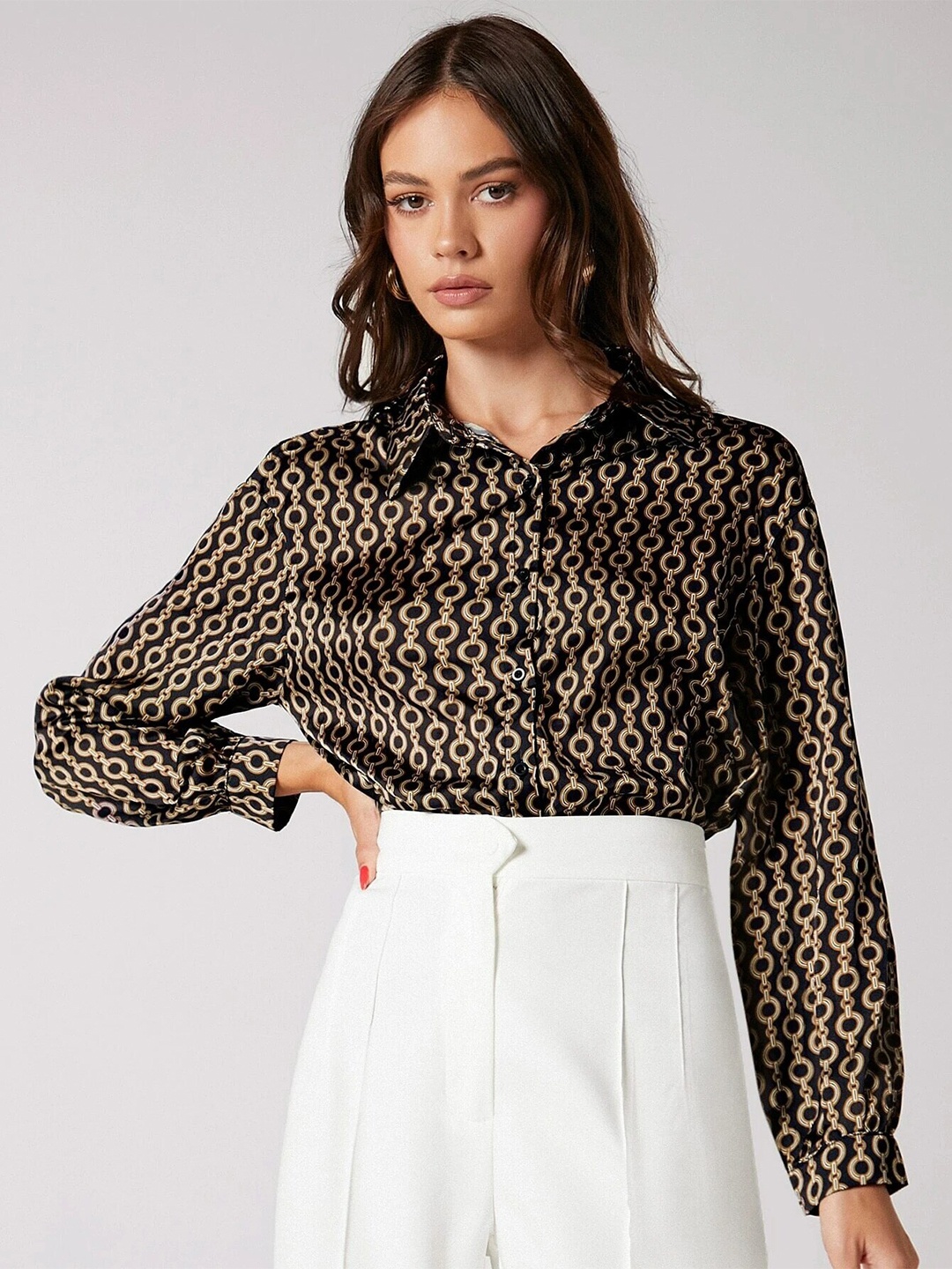 

Stylecast X Slyck Geometric Printed Cuffed Sleeves Shirt Style Top, Black