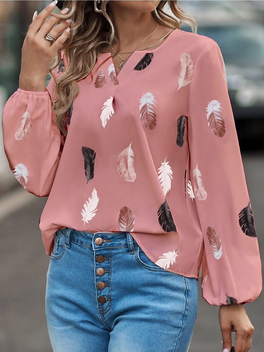 

Stylecast X Slyck Printed Notched Neck Puff Sleeves Regular Top, Pink