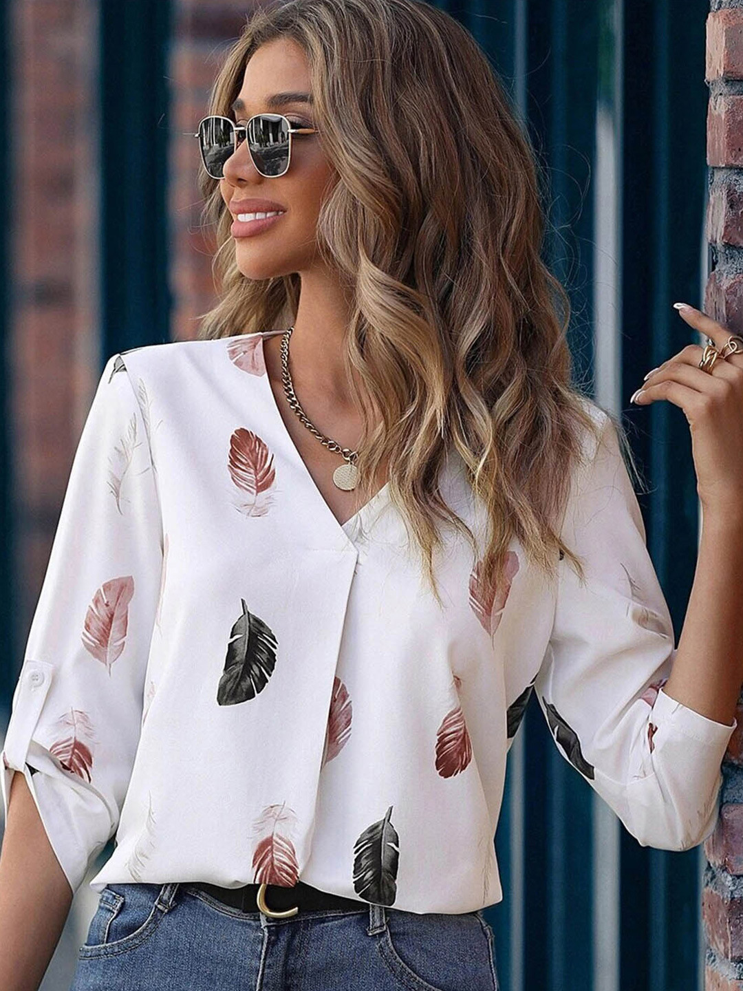 

Stylecast X Slyck Printed V-Neck Roll-Up Sleeves Shirt Style Top, White