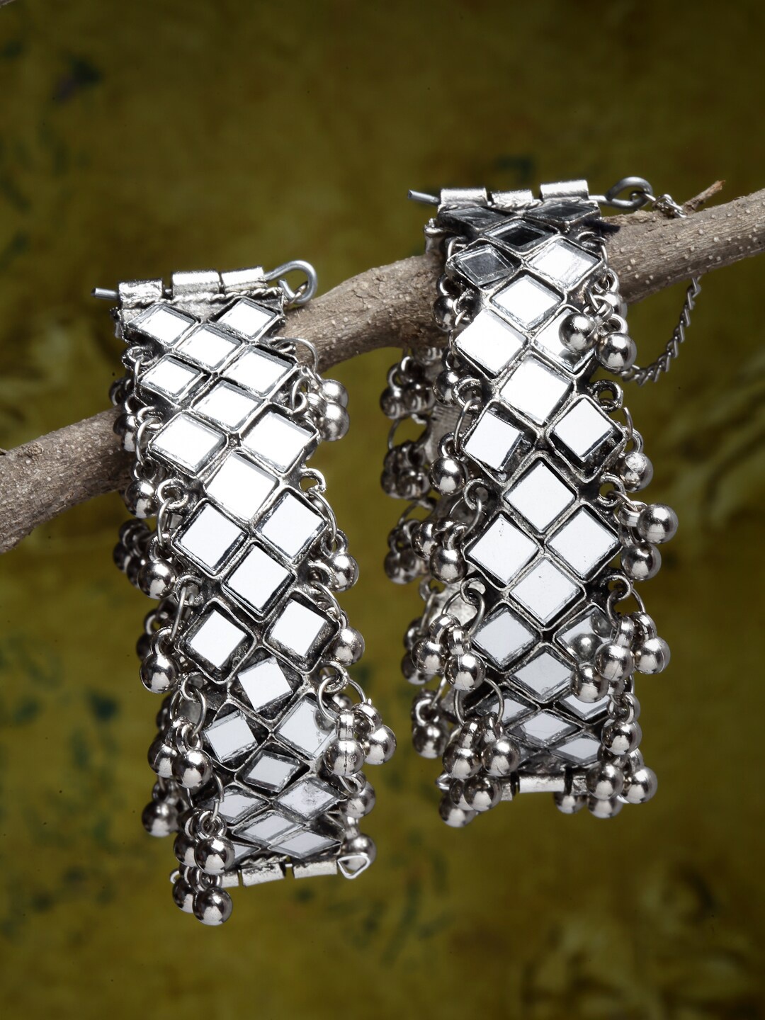 

CHUI MUI Set Of 2 Silver-Plated Oxidised Mirror Bangles