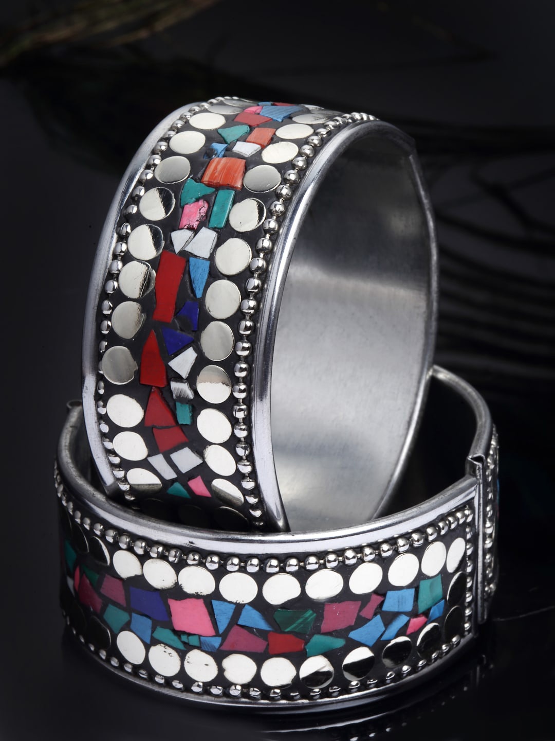 

CHUI MUI Set of 2 Silver-Plated Oxidised Textured Bangles