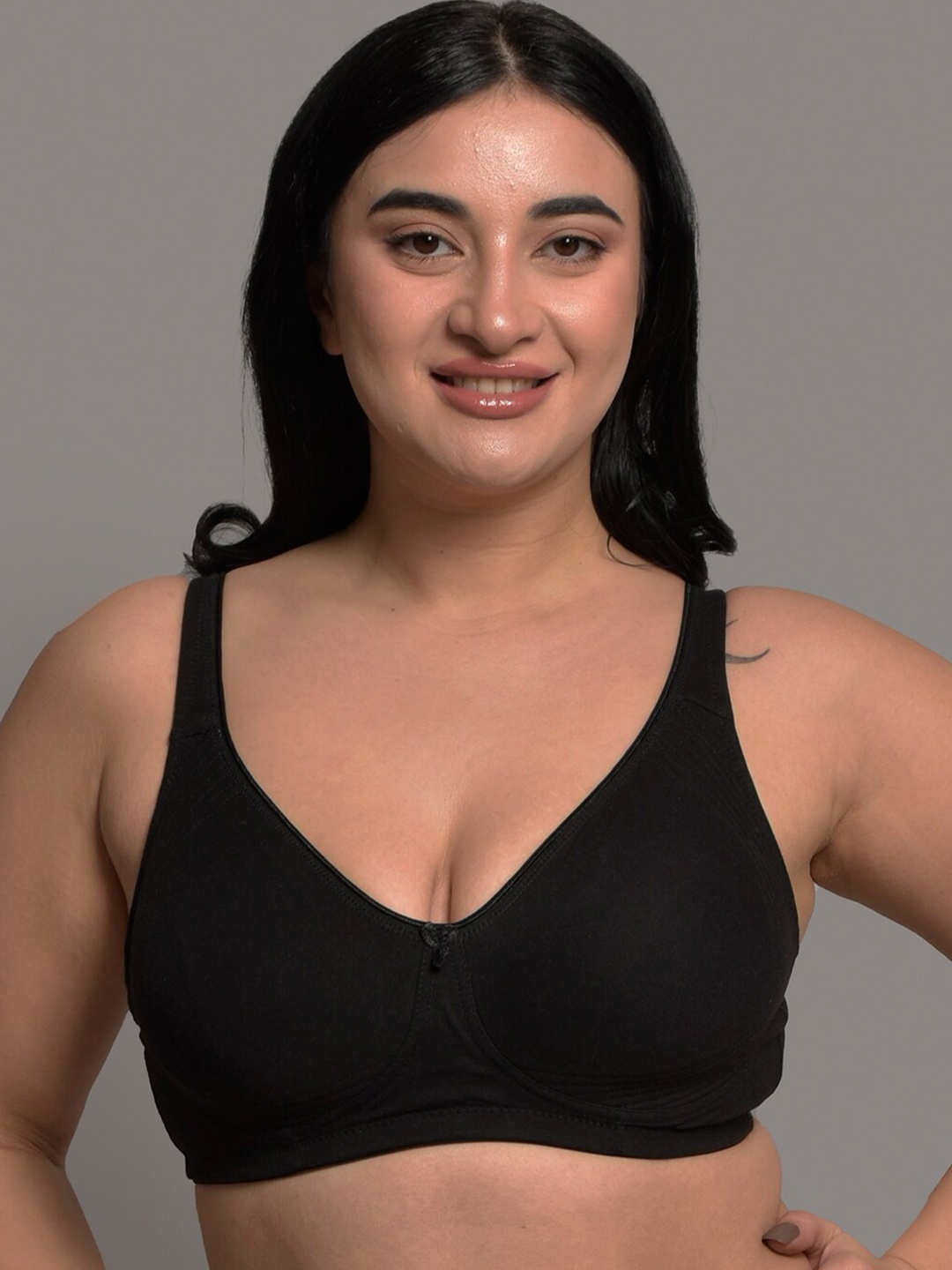 

Inner Sense Plus Size Non-Wired Non Padded Anti Odour Anti Microbial T-shirt Bra, Black