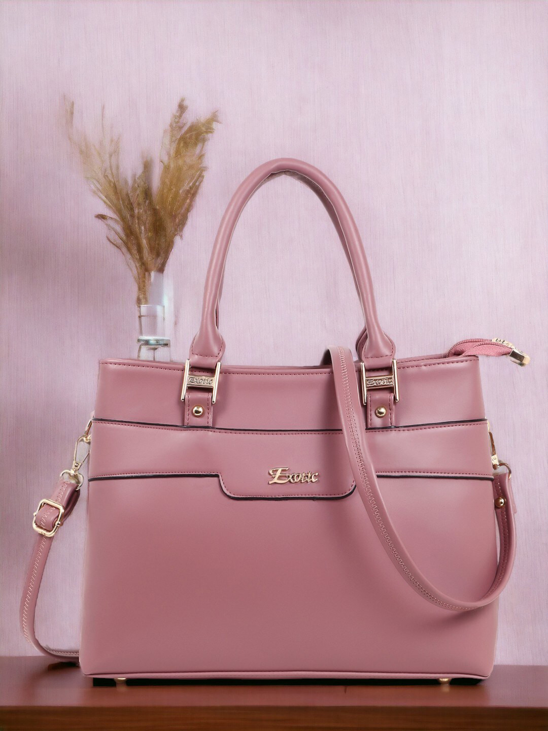

Exotic Structured Handheld Bag, Pink