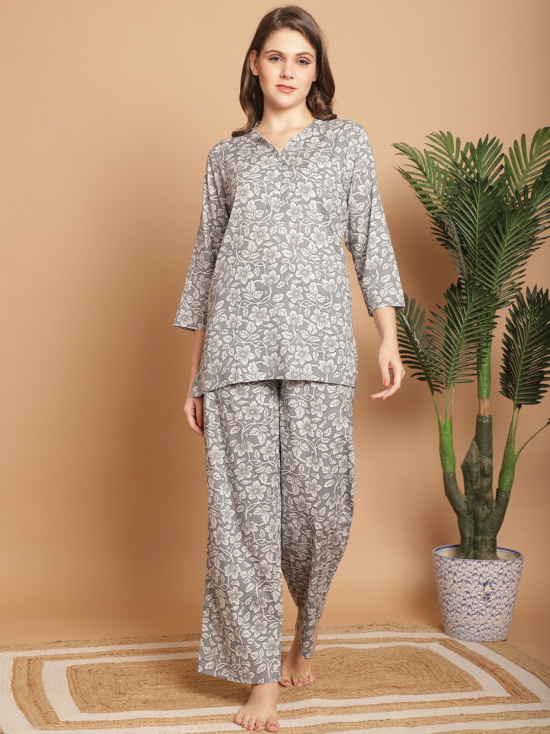 

Indreams Ethnic Motifs Printed Pure Cotton Night suit, Grey