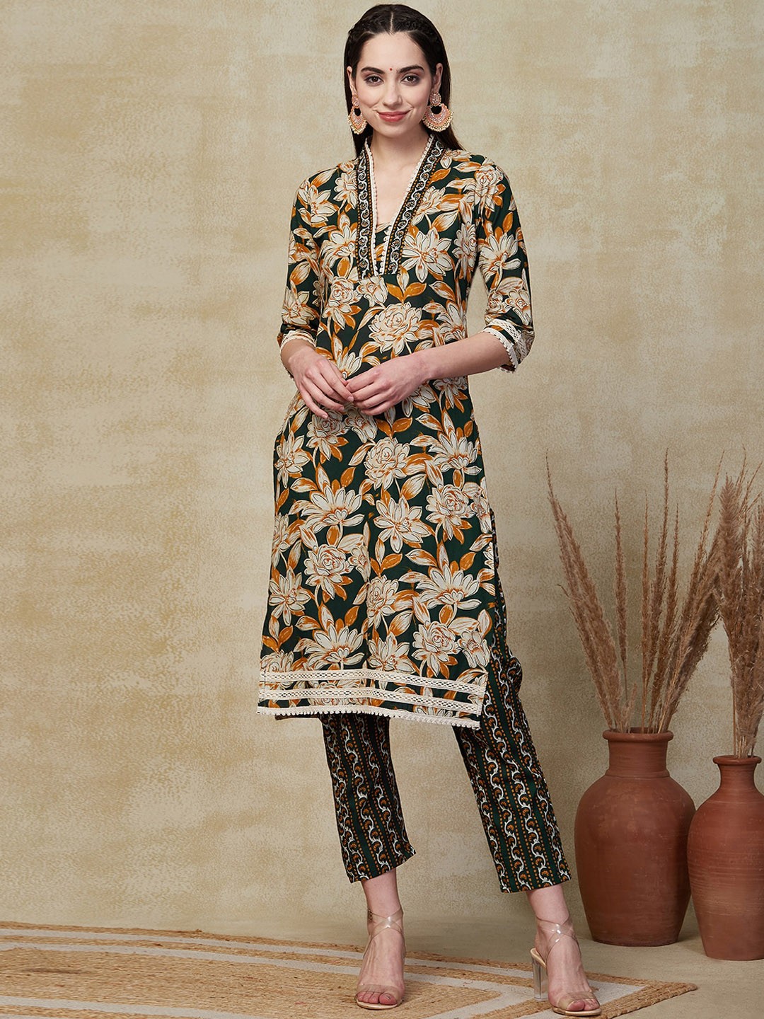 

FASHOR V Neck Floral Printed Pure Cotton Straight Kurta with Trouser & Dupatta, Green