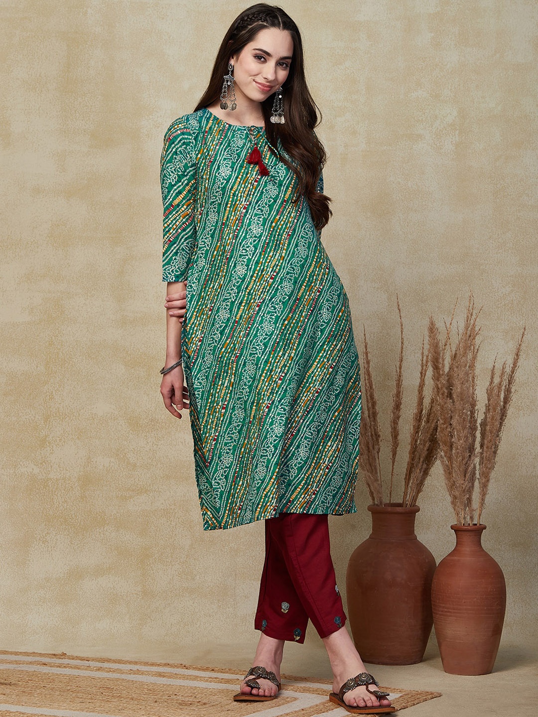 

FASHOR Bandhani Printed Cotton Straight Kurta, Green