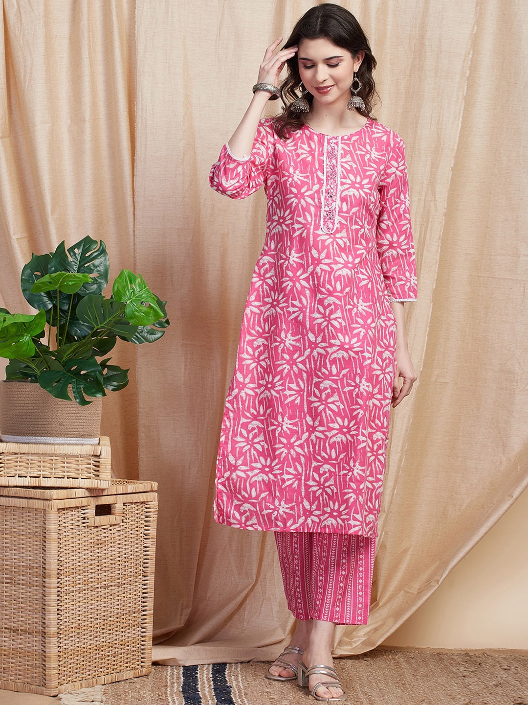 

FASHOR Pink Floral Printed Mirror Work Pure Cotton Kurta With Trousers & Dupatta