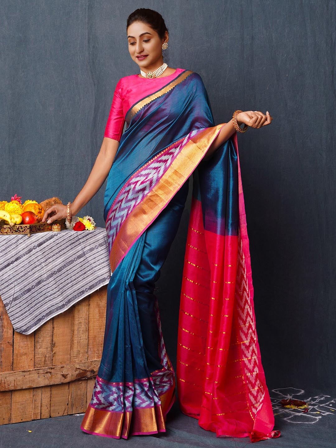 

Unnati Silks Zari Handloom Mangalagiri Saree, Blue