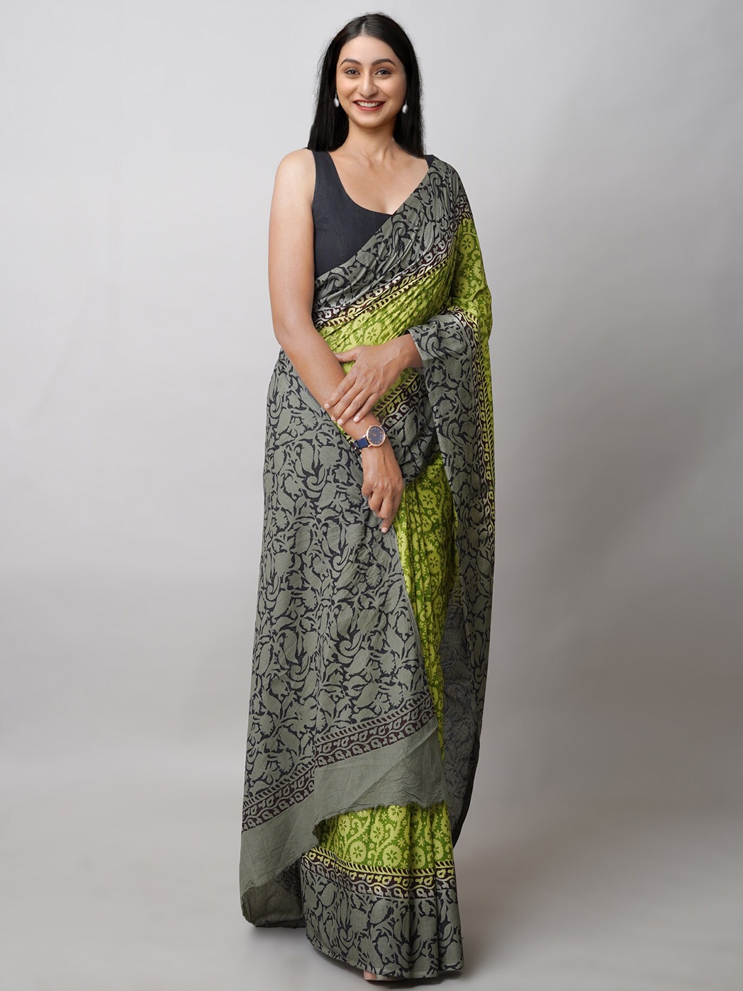 

Unnati Silks Ethnic Motifs Pure Cotton Handloom Block Print Saree, Green