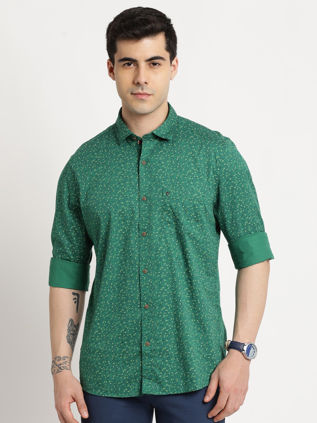 

Turtle Relaxed Slim Fit Floral Printed Spread Collar Cotton Casual Shirt, Green