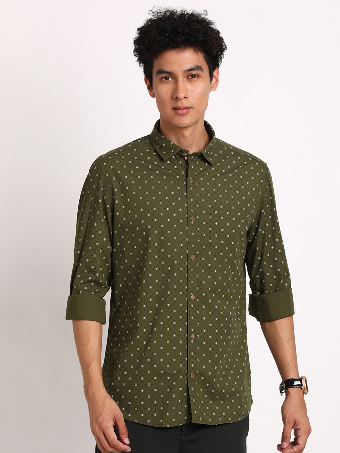 

Turtle Relaxed Slim Fit Polka Dots Printed Spread Collar Pure Cotton Casual Shirt, Olive