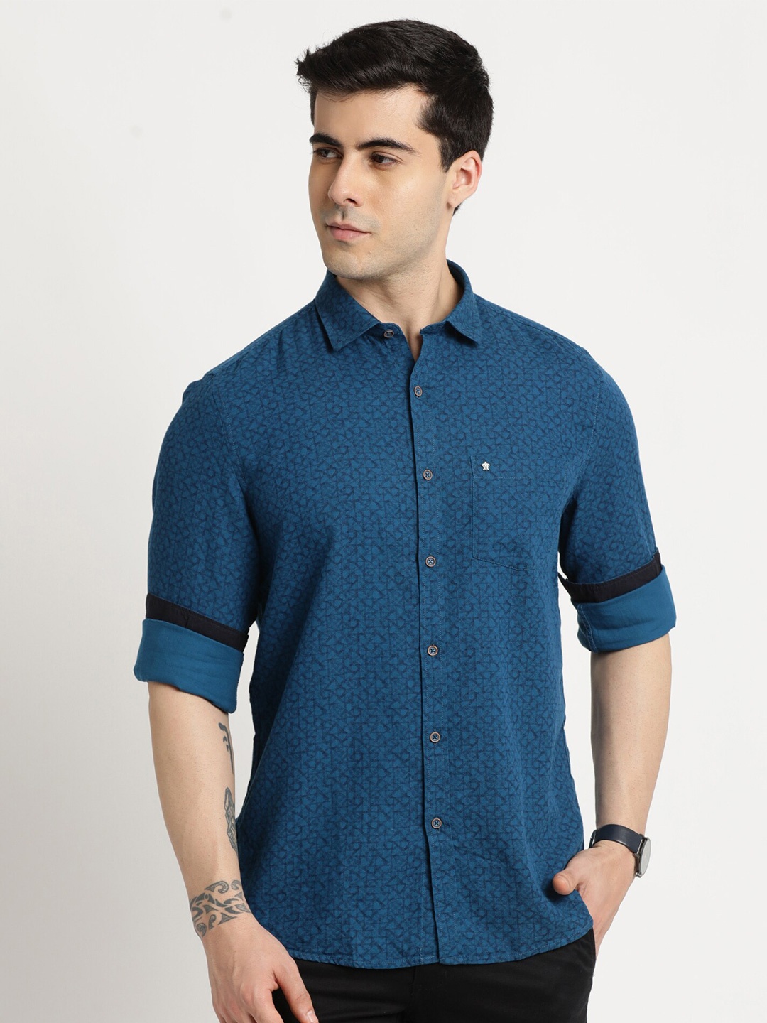 

Turtle Relaxed Slim Fit Geometric Printed Spread Collar Cotton Casual Shirt, Blue