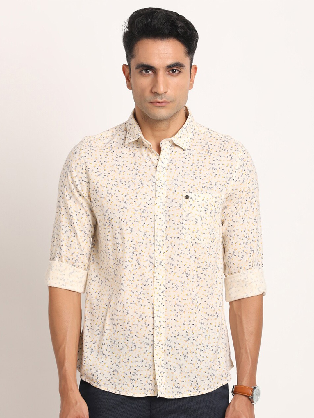 

Turtle Relaxed Slim Fit Floral Printed Pure Cotton Casual Shirt, Beige