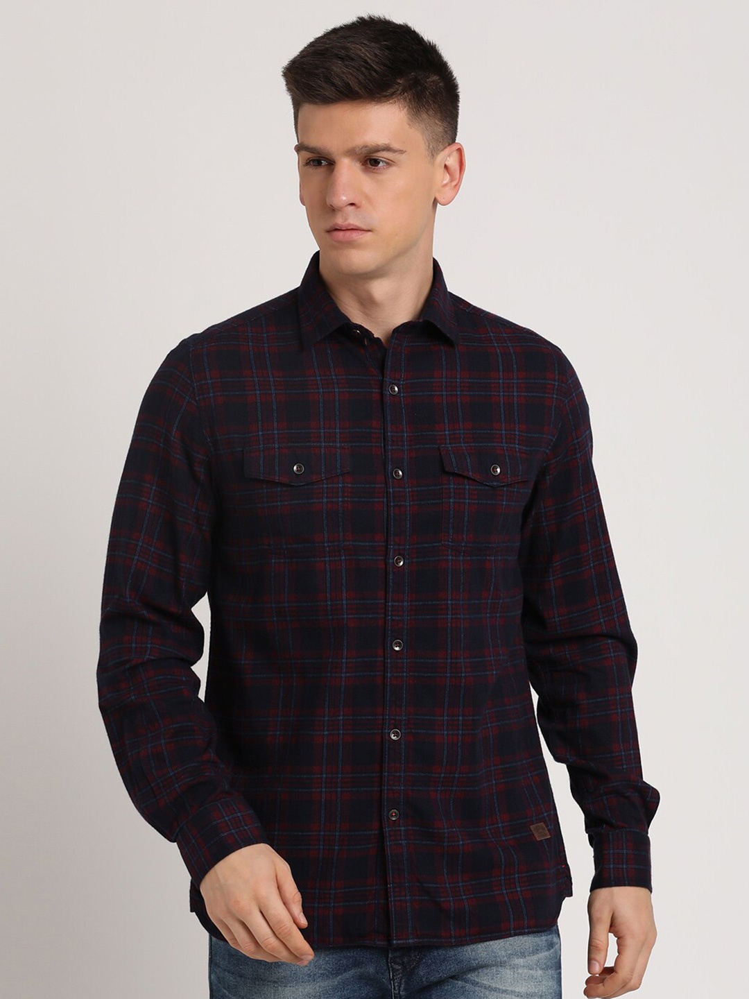 

Turtle Relaxed Slim Fit Tartan Checked Spread Collar Pure Cotton Casual Shirt, Navy blue