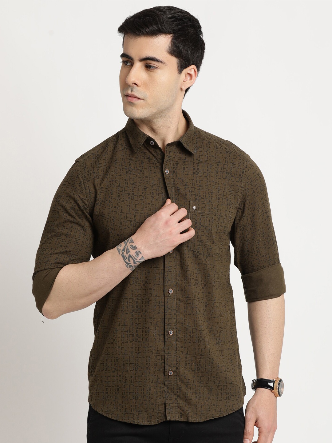 

Turtle Relaxed Slim Fit Abstract Printed Spread Collar Cotton Casual Shirt, Brown