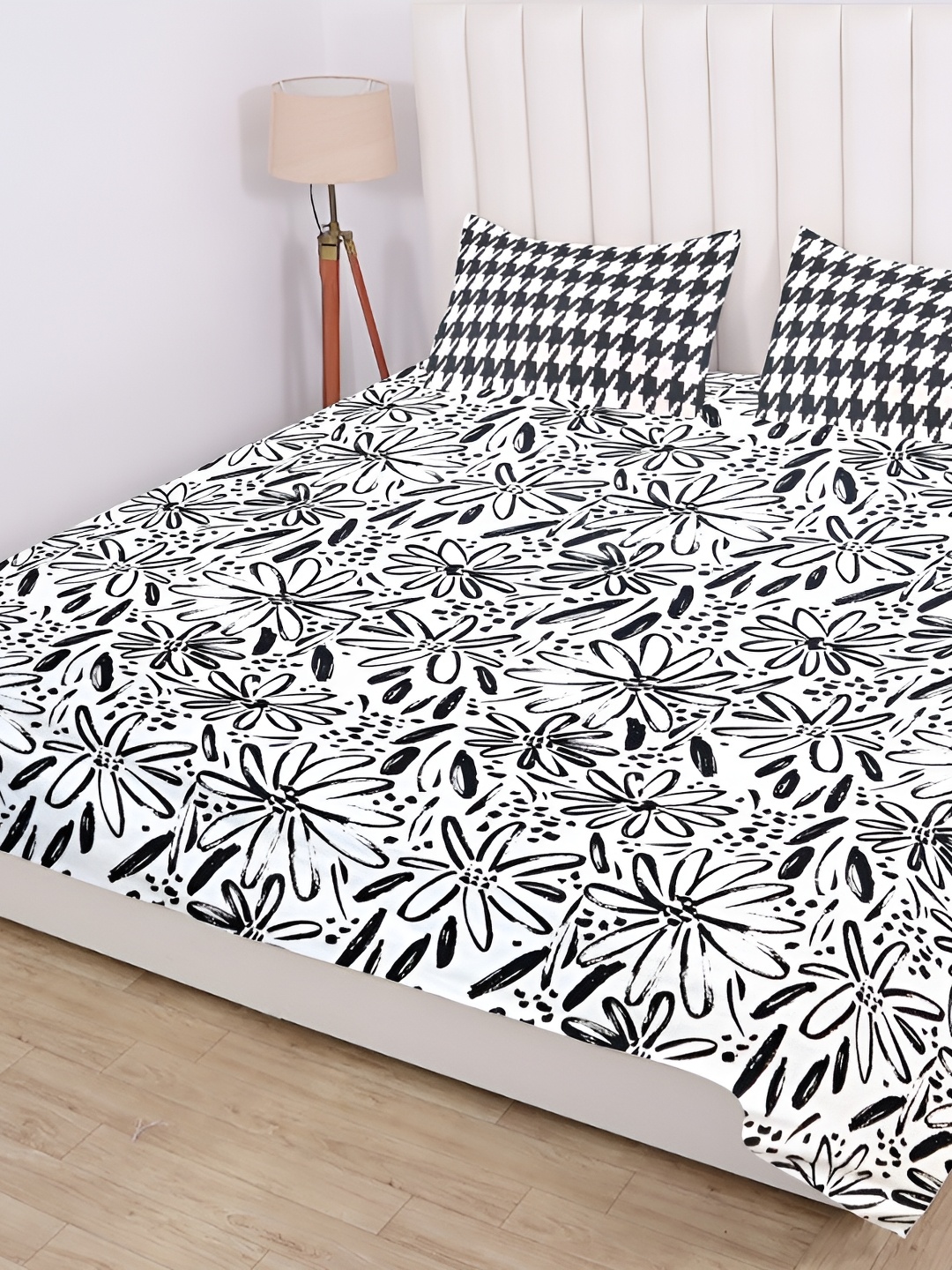 

RD TREND Multicoloured Floral 210 TC King Bedsheet with 2 Pillow Covers, Multi