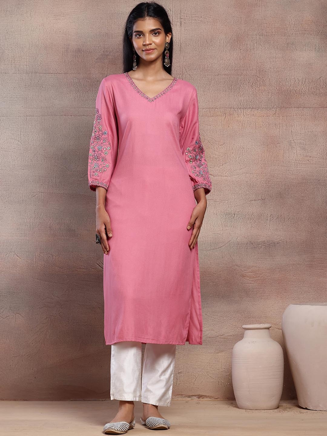 

INDYA V-Neck Kurta, Pink