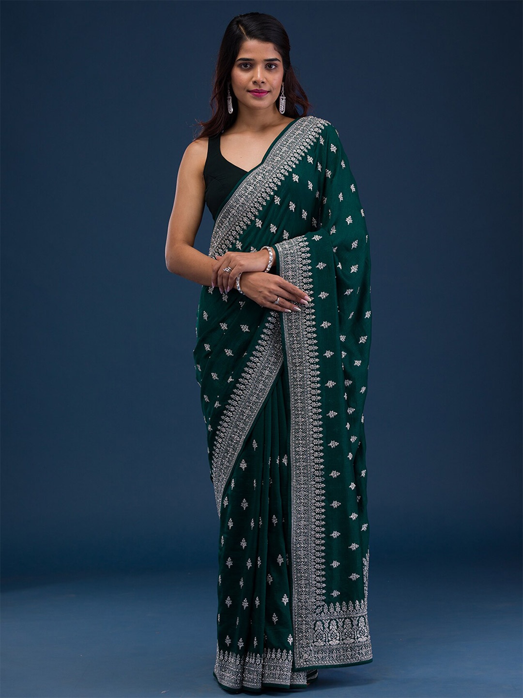 

Koskii Floral Embroidered Art Silk Saree, Green