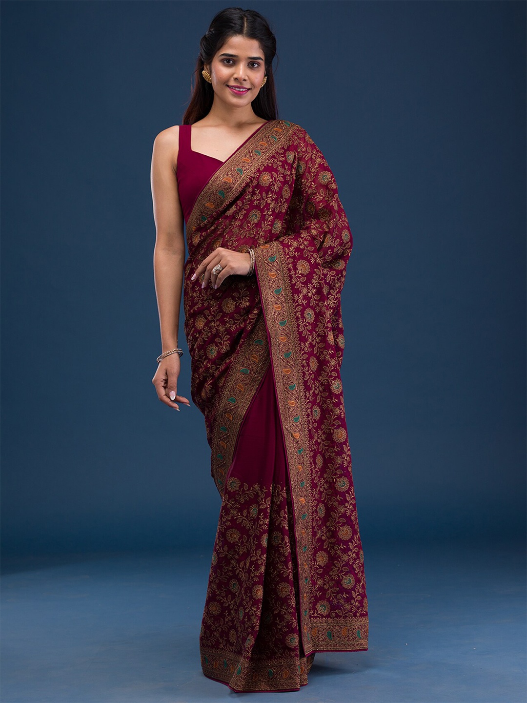 Koskii Floral Sequinned Pure Georgette Heavy Work Saree, Maroon