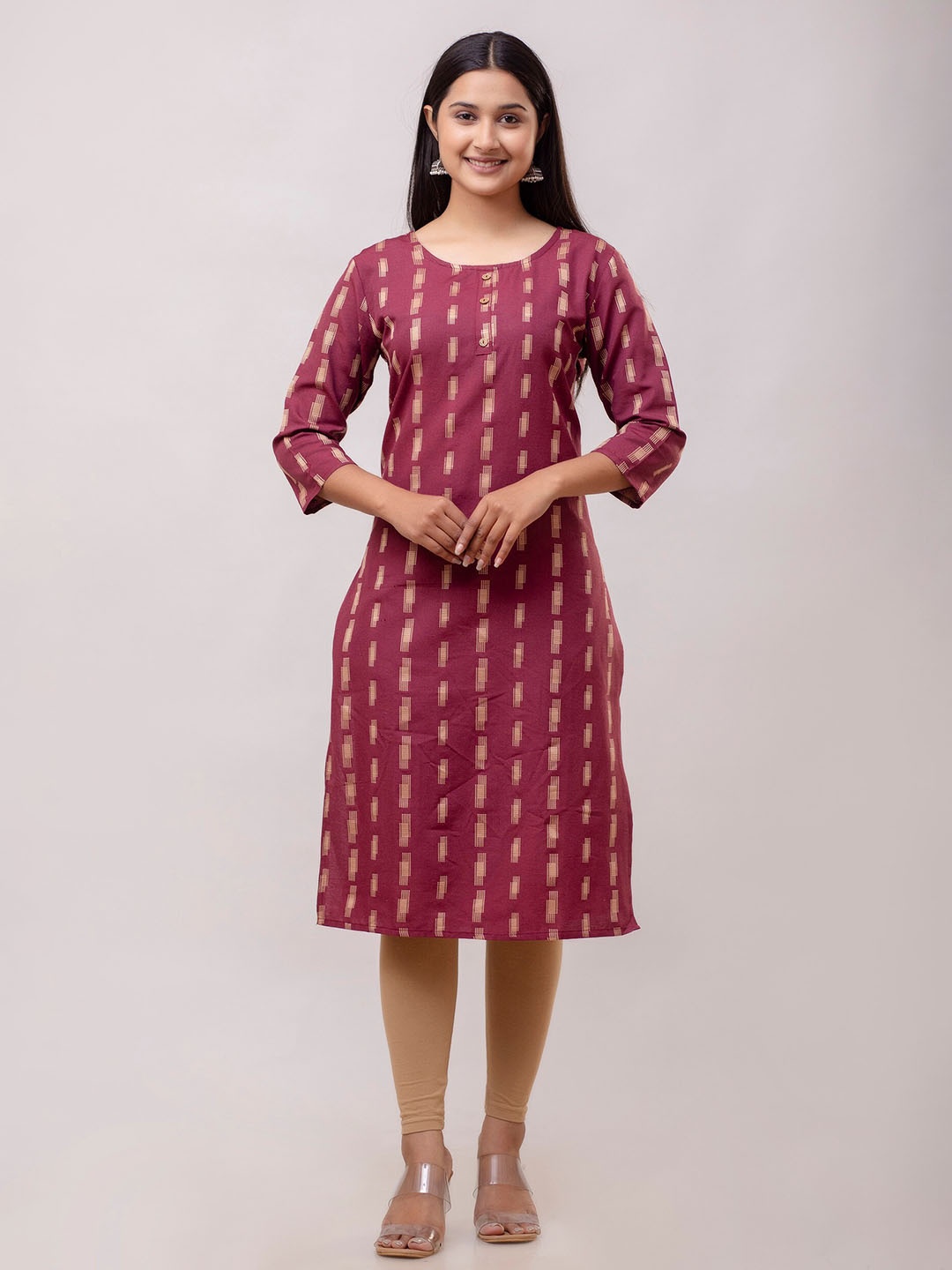 

KALINI Geometric Printed Straight Kurta, Maroon