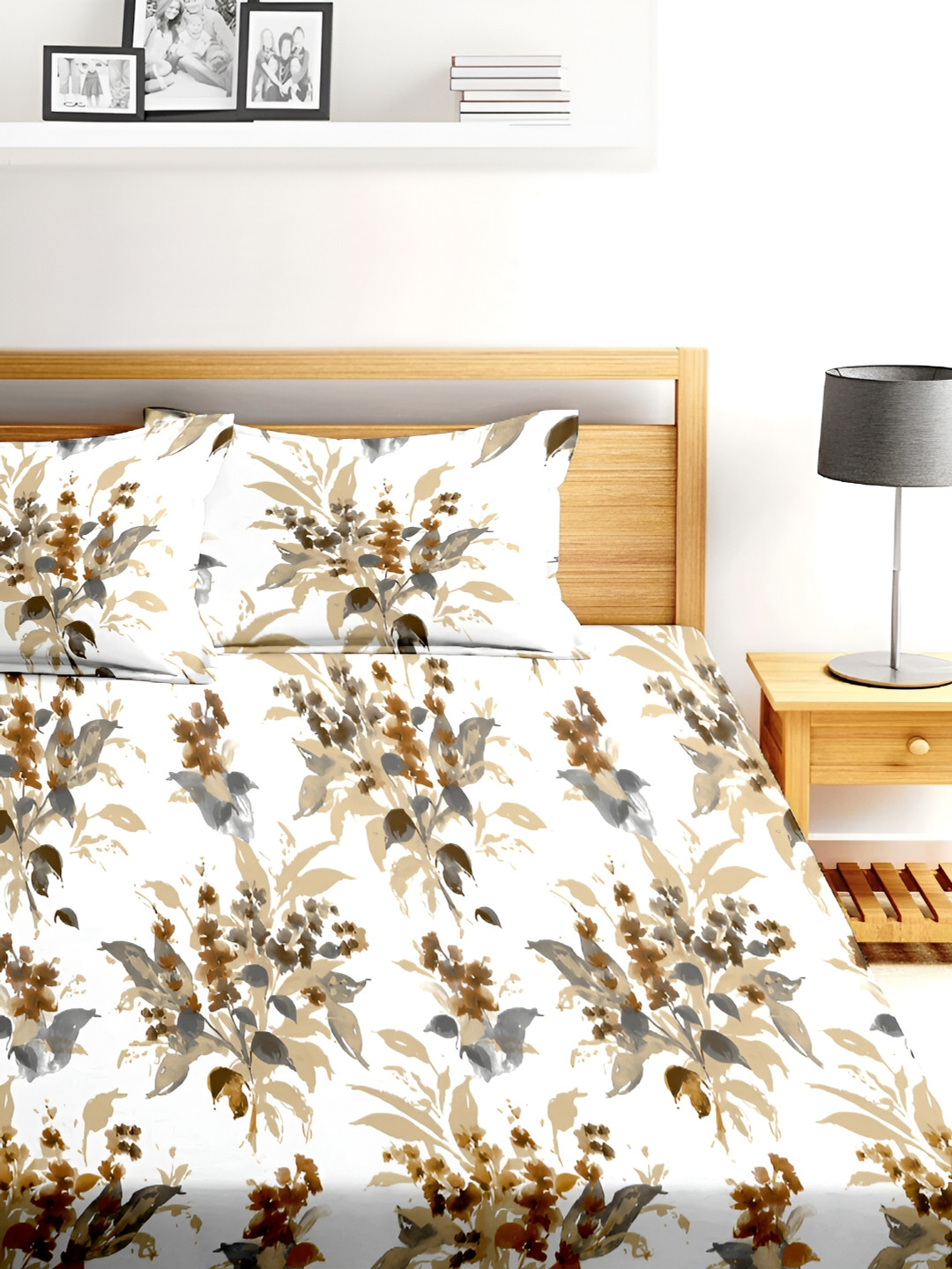 

BLUE DAHLIA Brown & White Floral 250 TC Organic Cotton King Bedsheet With 2 Pillow Covers