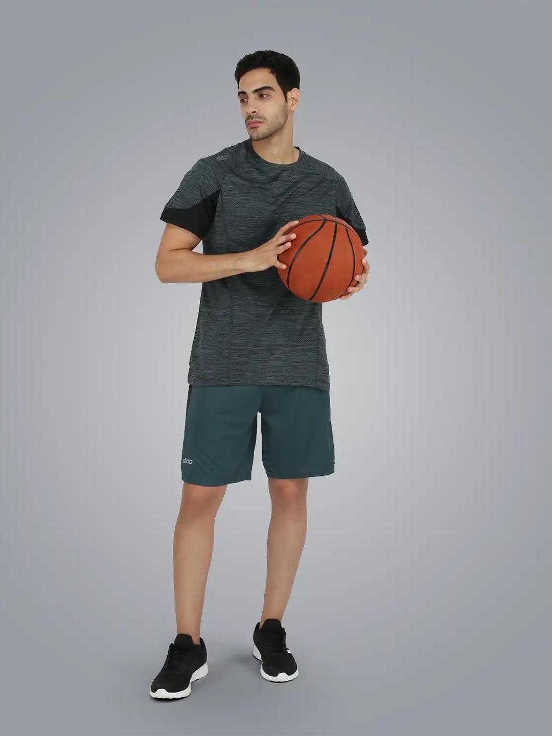

DIDA Men Mid Rise Dri-FIT Training or Gym Shorts, Sea green