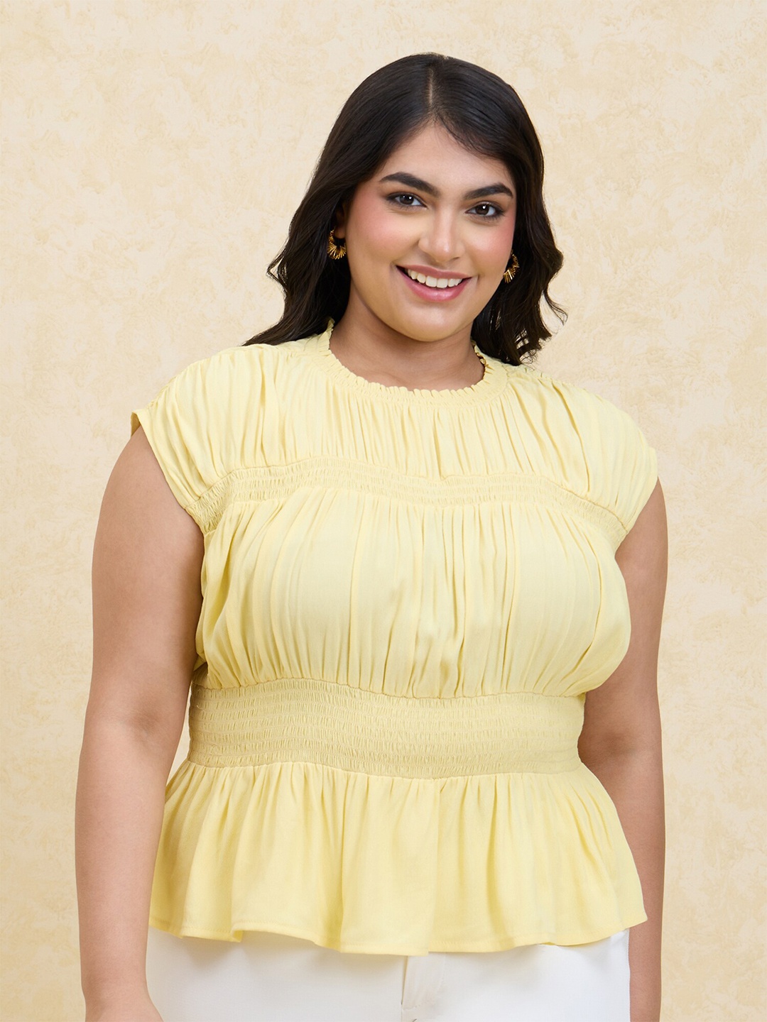 

20Dresses Yellow Round Neck Cap Sleeves Cinched Waist Plus Size Top