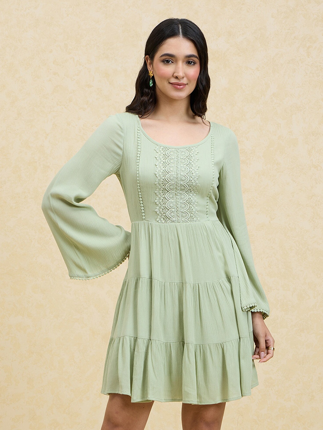 

20Dresses Green Round Neck Bell Sleeve Fit & Flare Dress