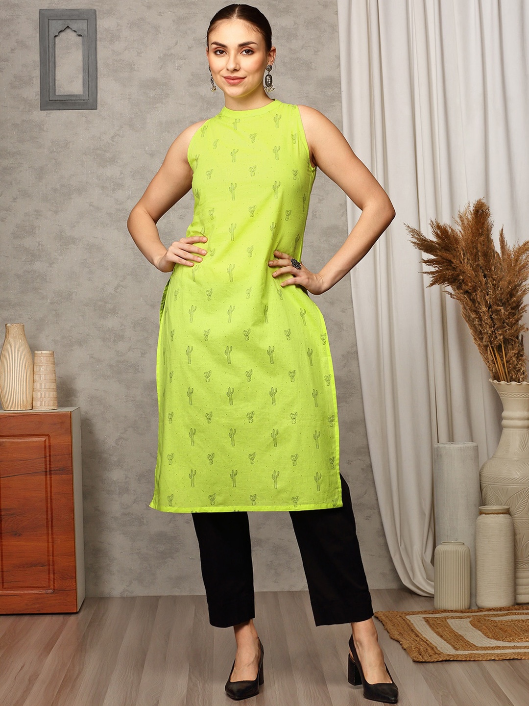 

Anubhutee Geometric Printed Sleeveless Cotton Kurta, Yellow