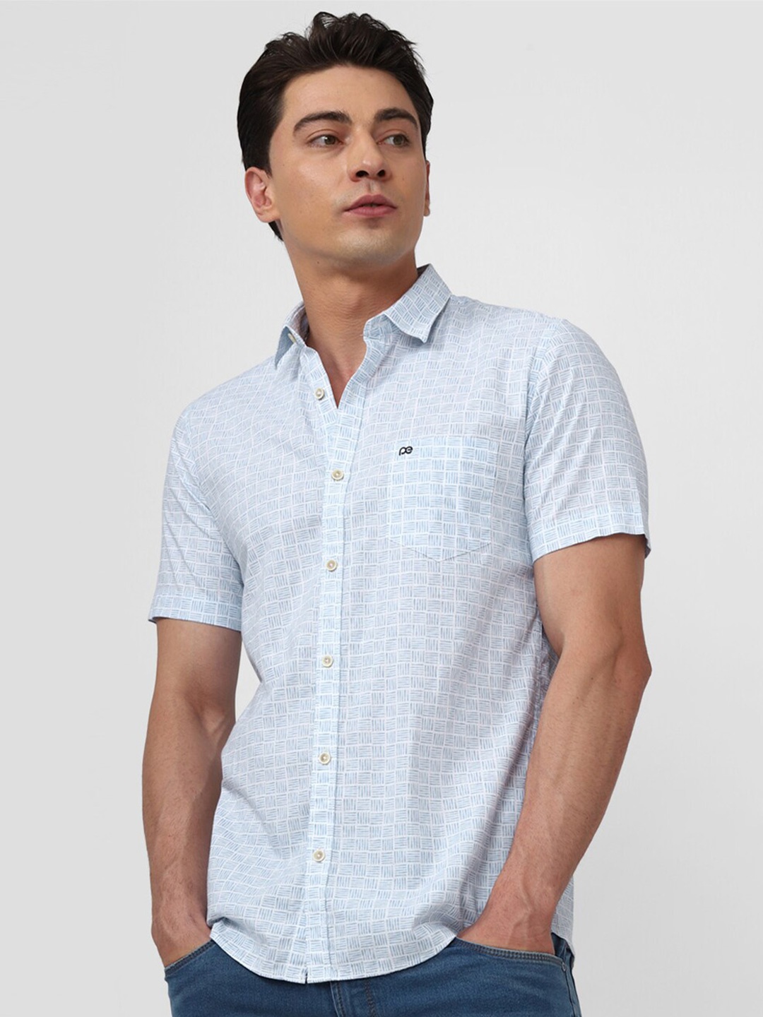 

Peter England Casuals Spread Collar Short Sleeves Slim Fit Cotton Checked Casual Shirt, Blue