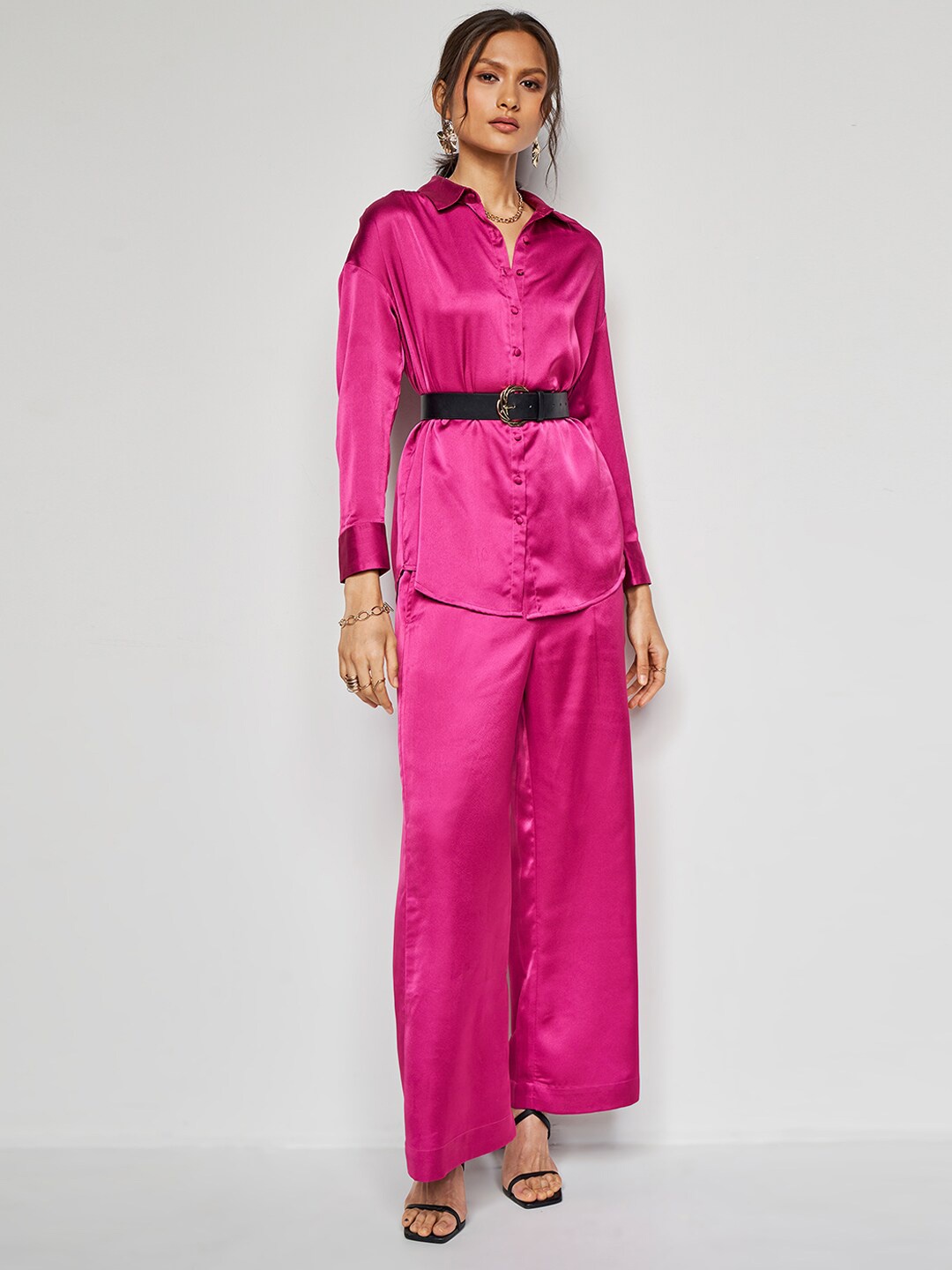 

AND Collar Neck Shirt & Mid -Rise Trouser Co-Ords, Purple