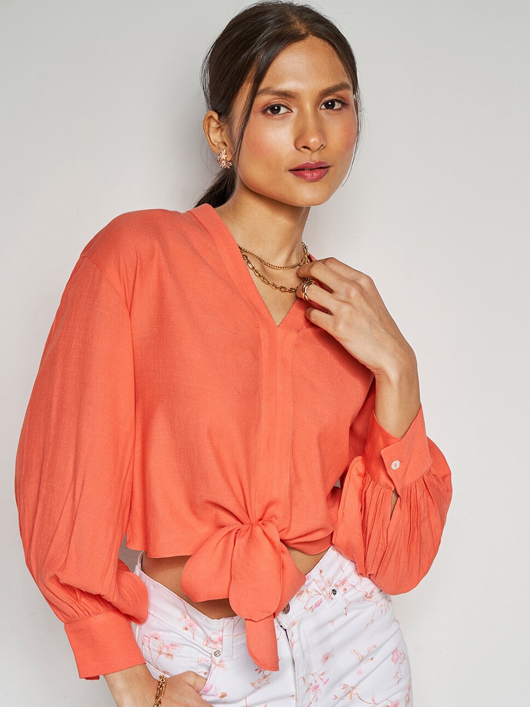 

AND V Neck Long Sleeves Top, Orange