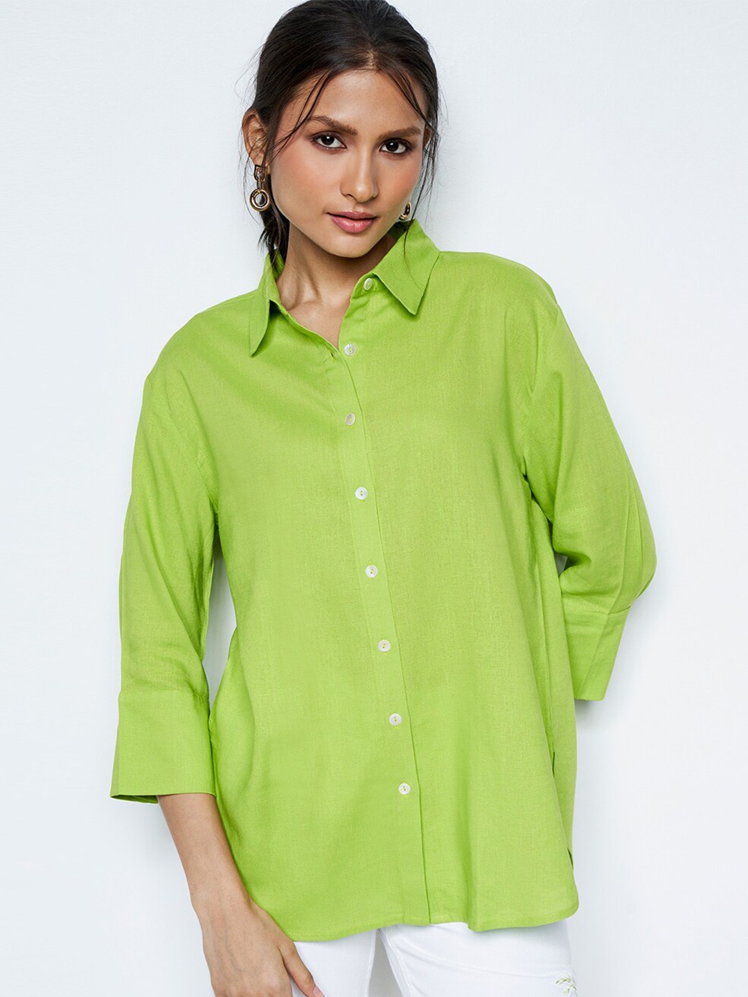 

AND Three Quarter Sleeves Linen Shirt Style Top, Green