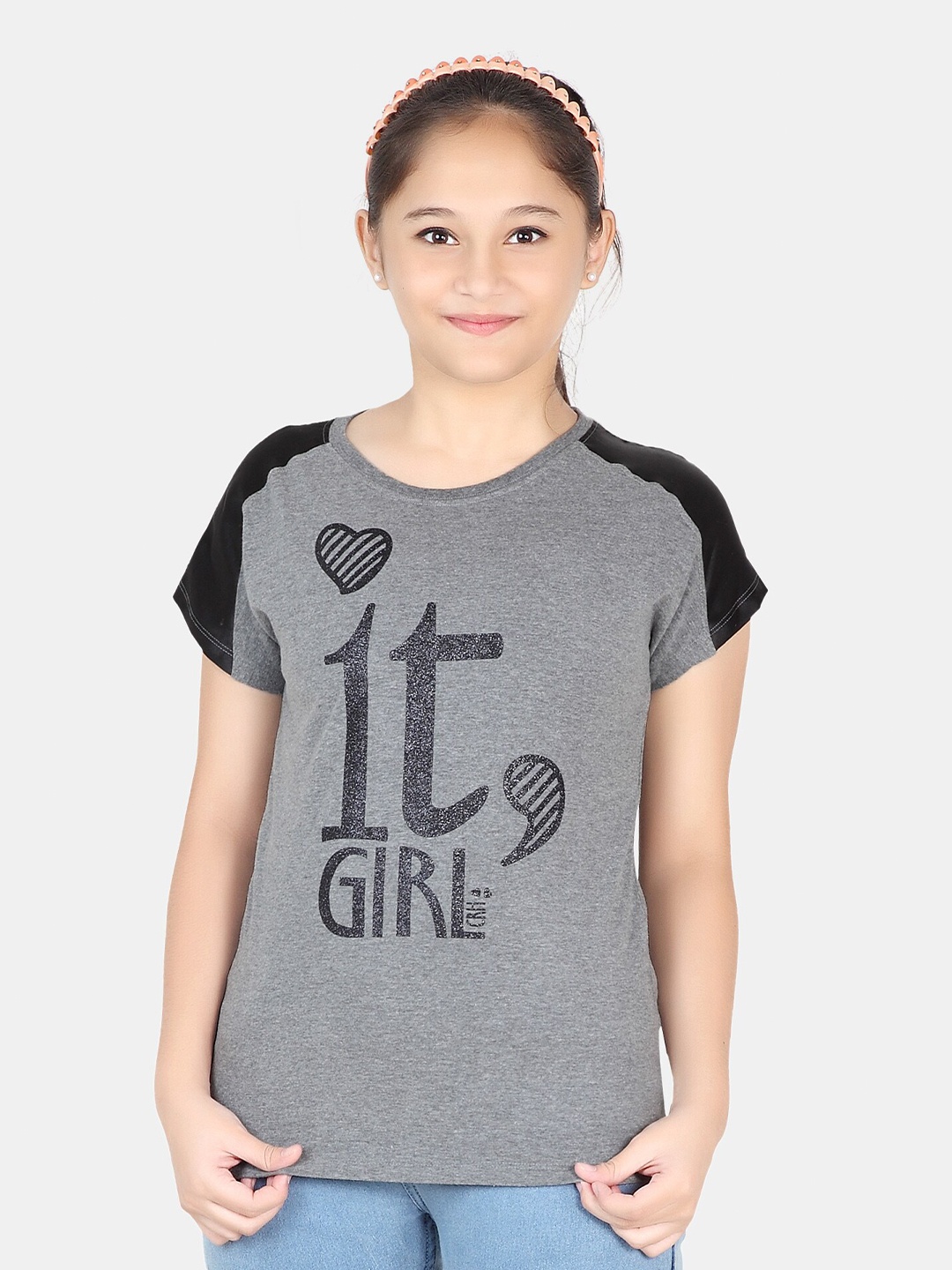 

BAESD Girls Typography Printed Extended Sleeves Slim Fit Pure Cotton T-shirt, Grey