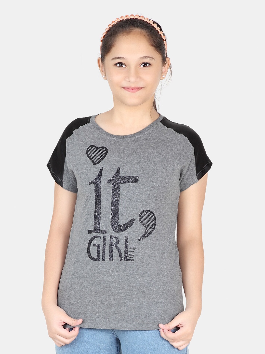 

BAESD Girls Typography Printed Extended Sleeves Slim Fit Pure Cotton T-shirt, Grey