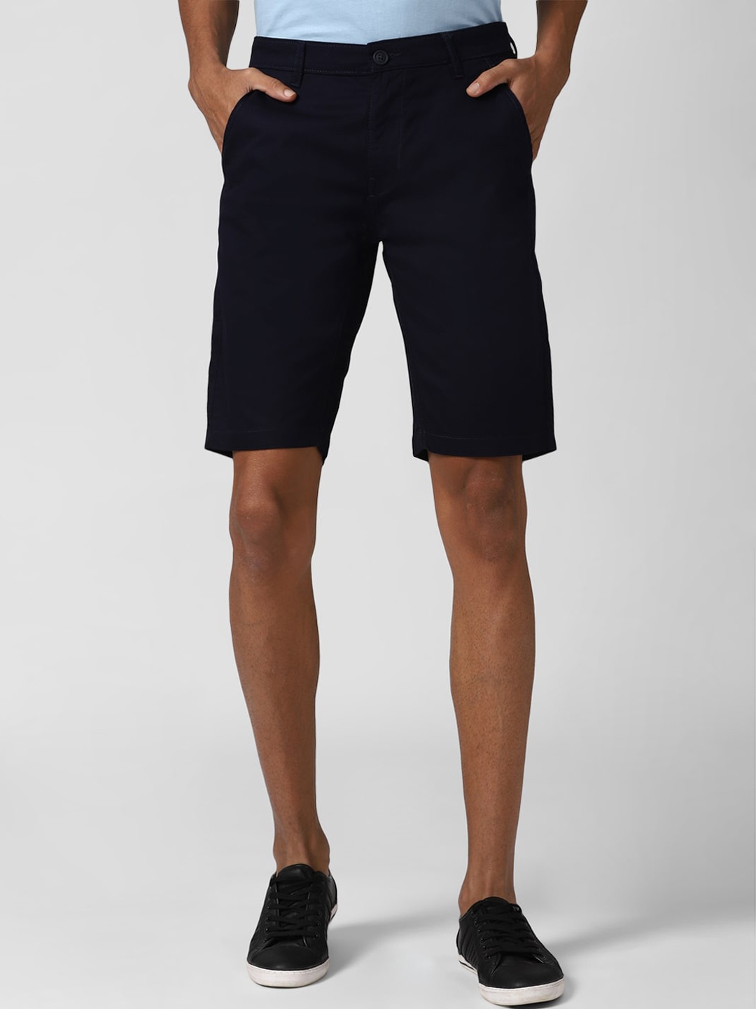 

PETER ENGLAND UNIVERSITY Men Mid-Rise Casual Shorts, Navy blue
