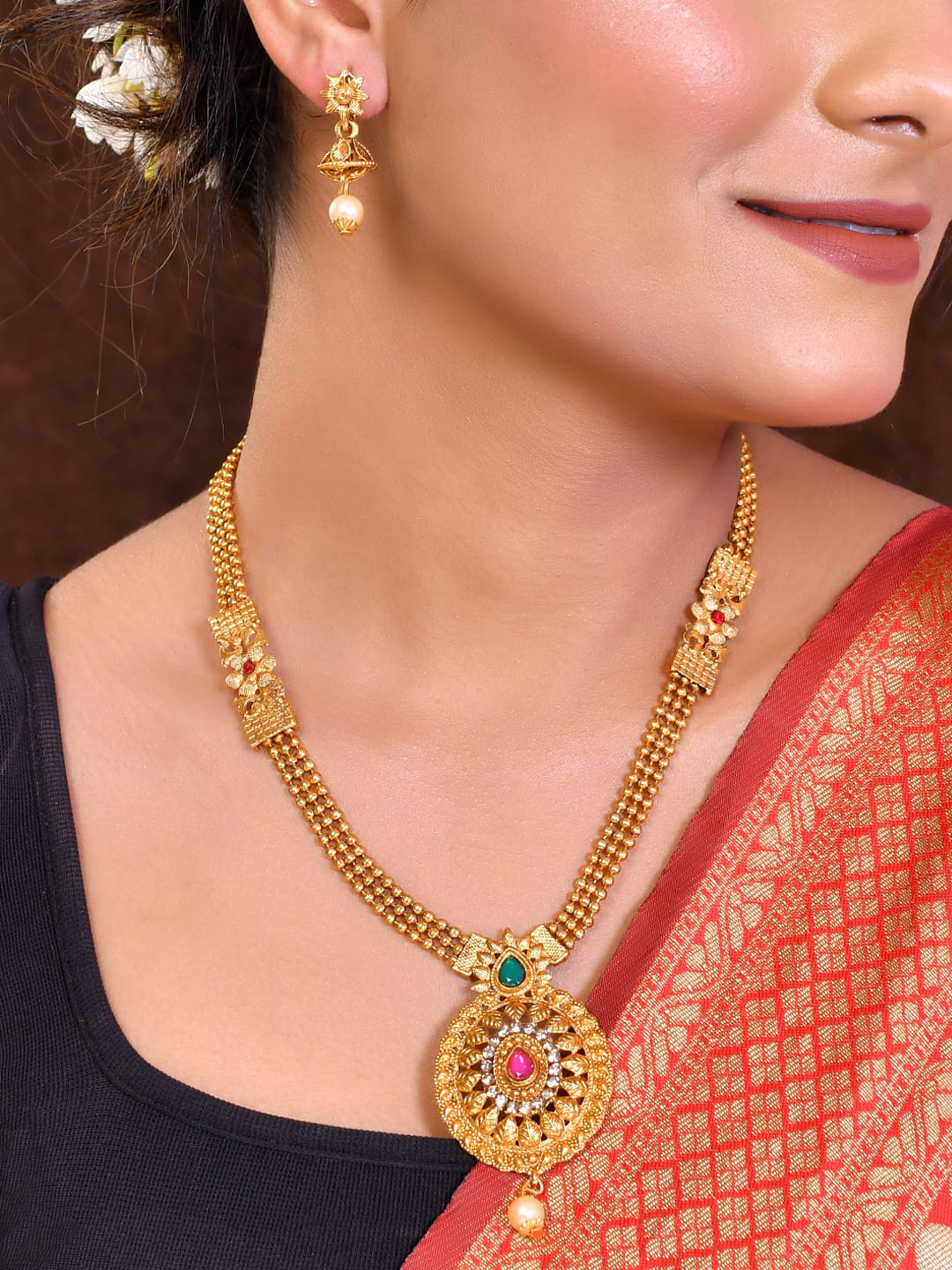 

VOJ Gold-Plated Stone-Studded Beaded Jewellery Set
